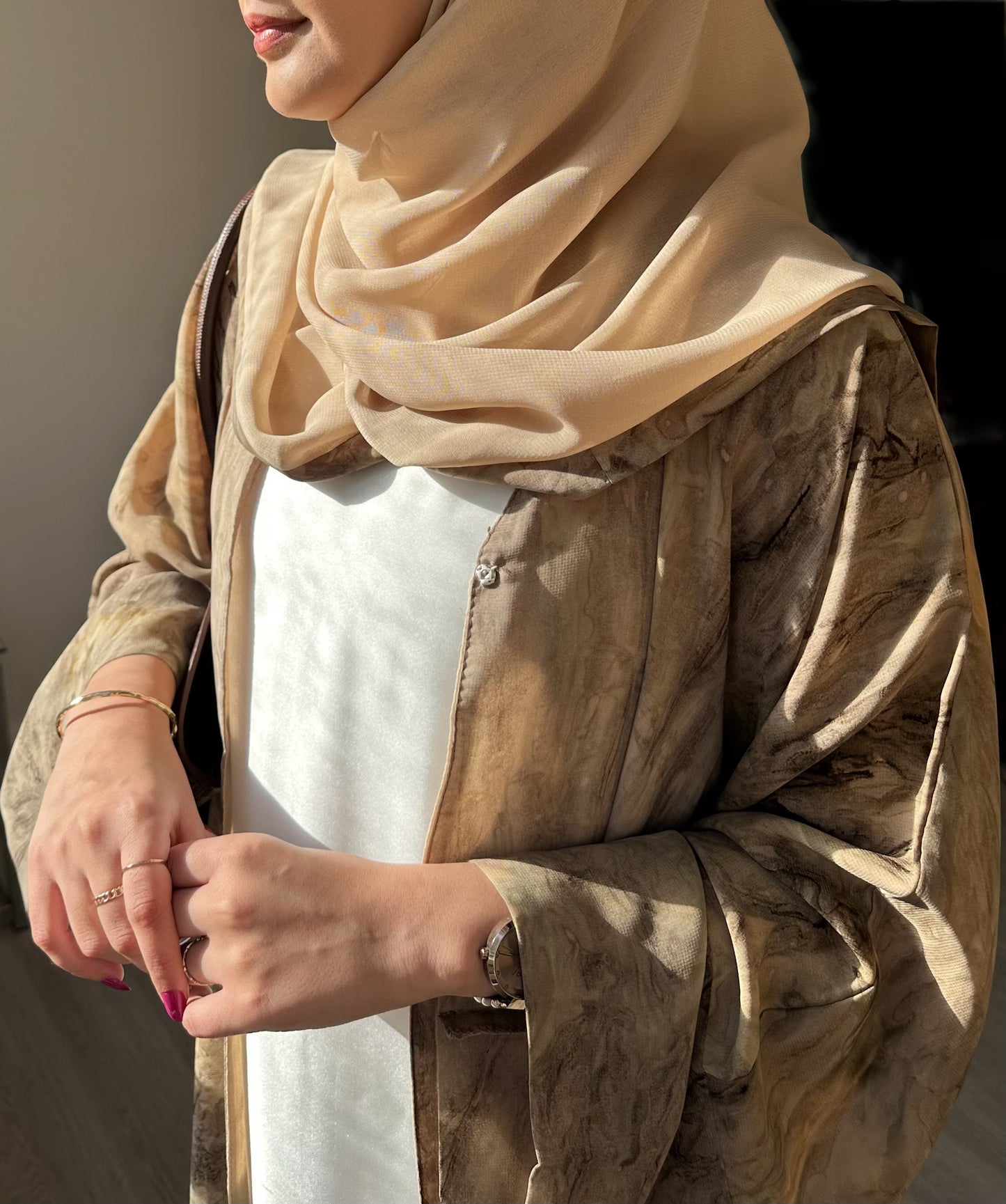 Al-Ula Marble Abaya with Coordinated Scarf