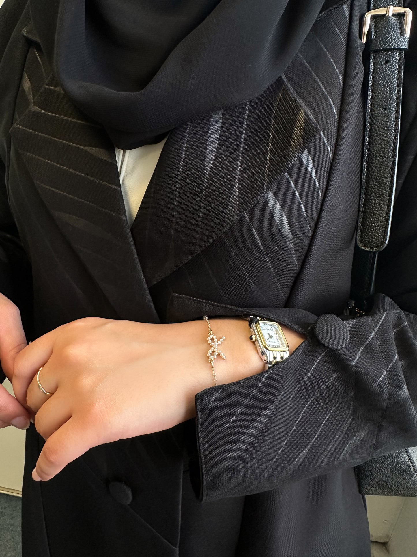 Noir Blazer Abaya
